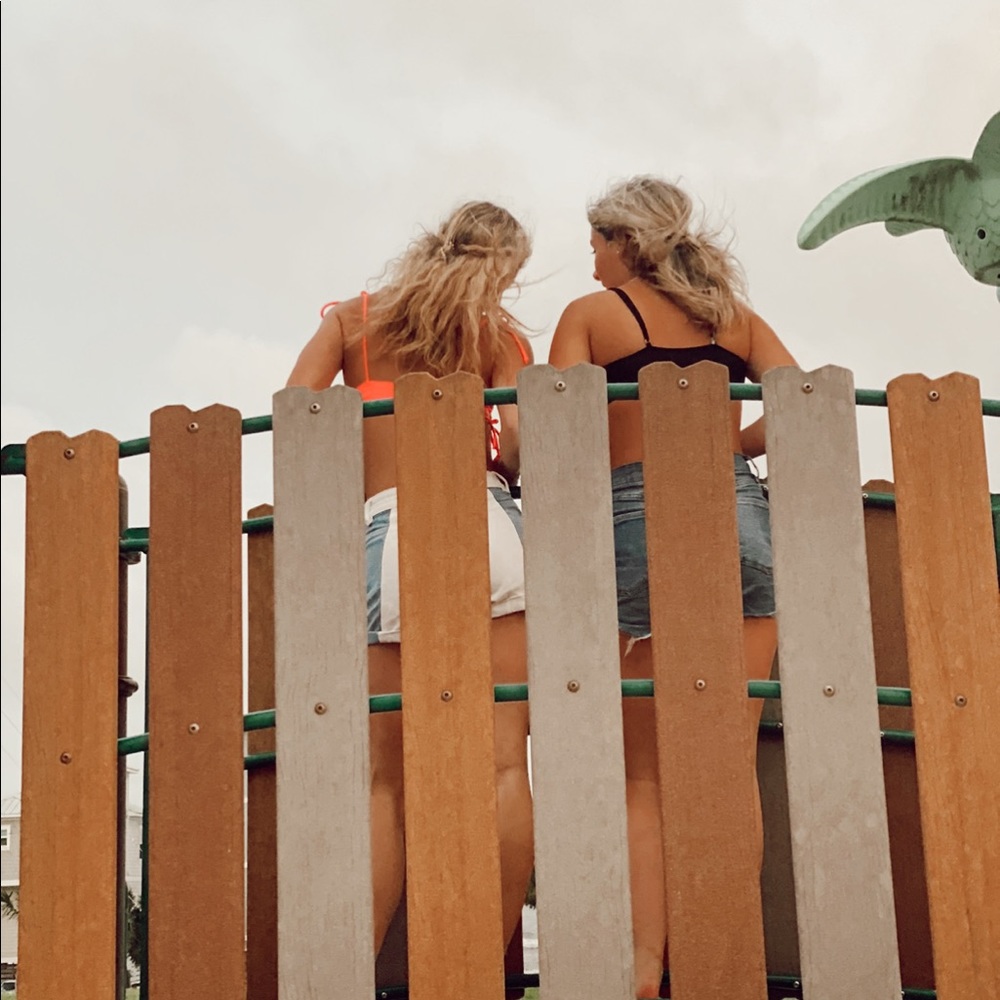 Meet your Posher, Reagan